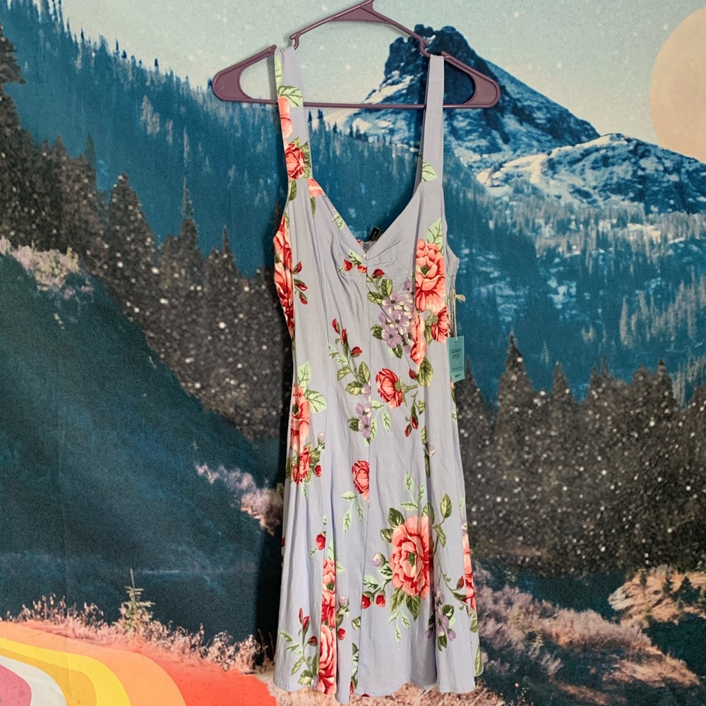 Forever 21 // BRAND NEW // Periwinkle Floral Dress